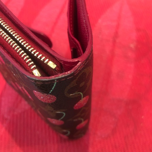Authentic Louis Vuitton Limited Edition Monogram Cherry wallet - Picture 5 of 16